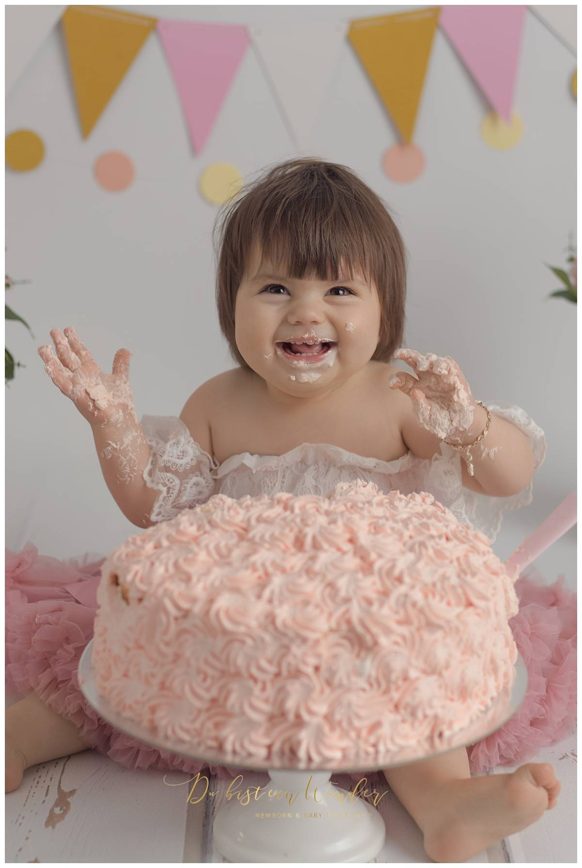 Cake Smash- & Smile Splash Shooting(s) im speziellen Baby Foto Atelier