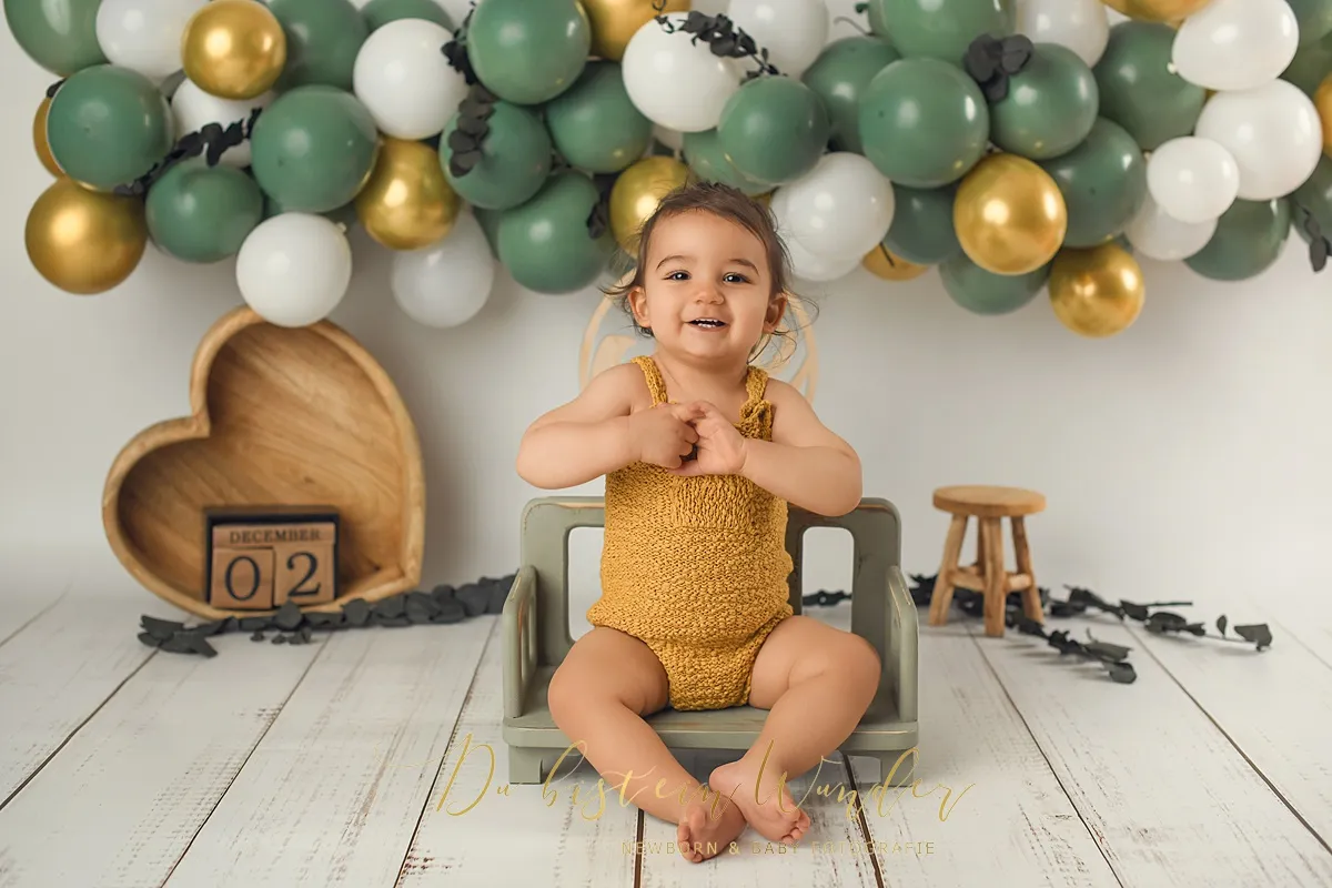 Mädchen mit Schleife beim Winterwunderland Shooting