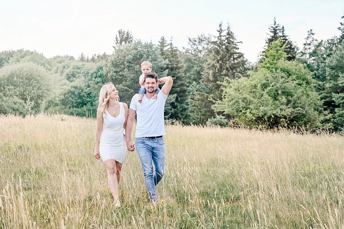 Familien-Fotoshooting in der Natur Nürnberg