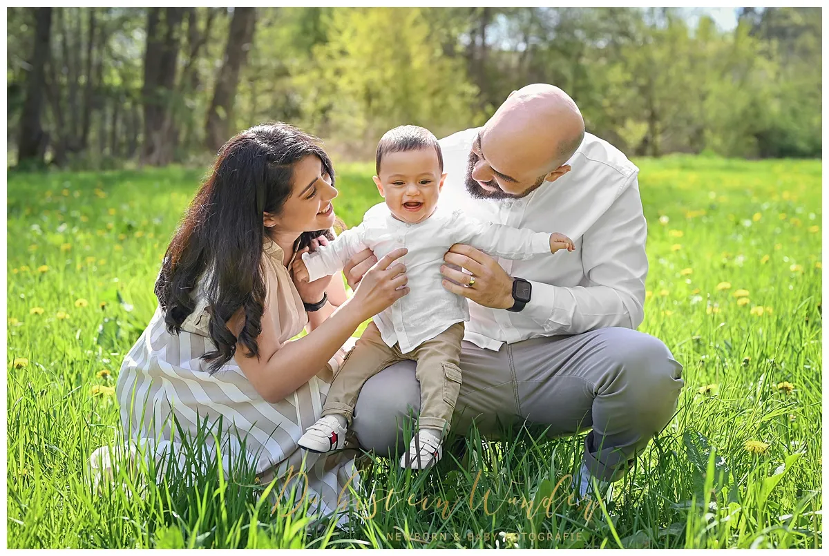 Kleinkind Portrait im Sommer Outdoor