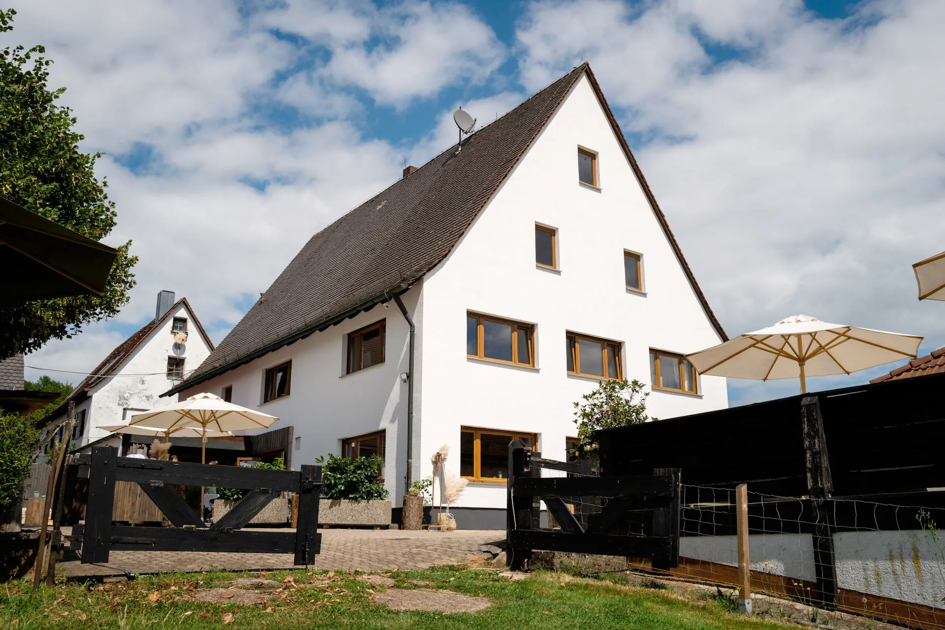 Gasthaus Zur schönen Aussicht - Terrasse mit Ausblick