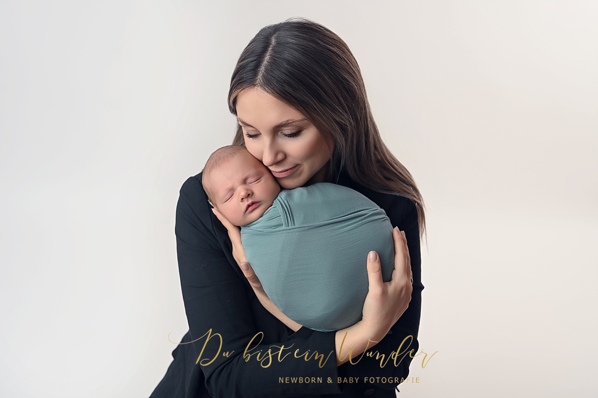 Newborn- und Babyfotografie, Newborn- und Babyfotografie bei DubisteinWunder – Einzigartige Erinnerungen an die ersten Lebenstage– Exklusive Baby Erinnerungen im Großraum Nürnberg