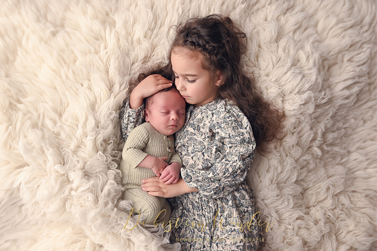 Newborn- und Babyfotografie, Newborn- und Babyfotografie bei DubisteinWunder – Einzigartige Erinnerungen an die ersten Lebenstage– Exklusive Baby Erinnerungen im Großraum Nürnberg